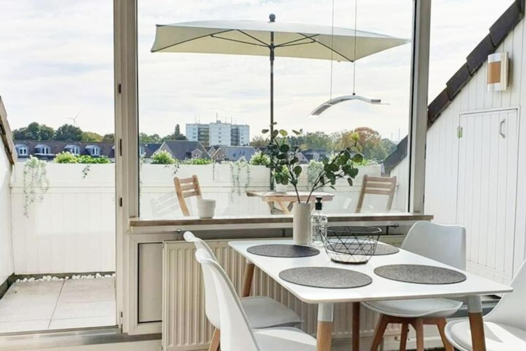 Modernes Und Ruhiges Appartement Mit Loggia Marl Exteriör bild