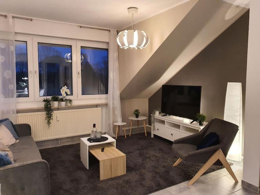 Modernes Und Ruhiges Appartement Mit Loggia Marl Exteriör bild