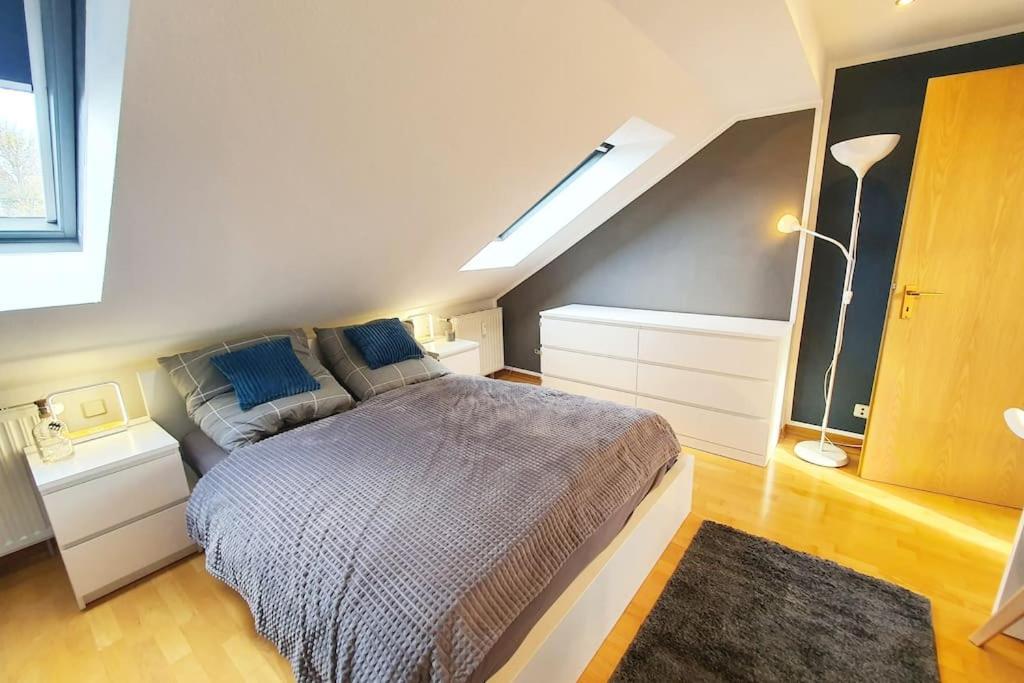 Modernes Und Ruhiges Appartement Mit Loggia Marl Exteriör bild