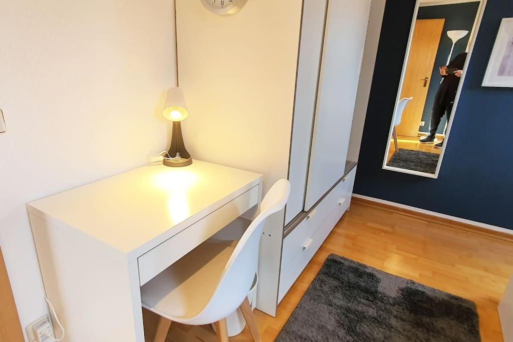 Modernes Und Ruhiges Appartement Mit Loggia Marl Exteriör bild