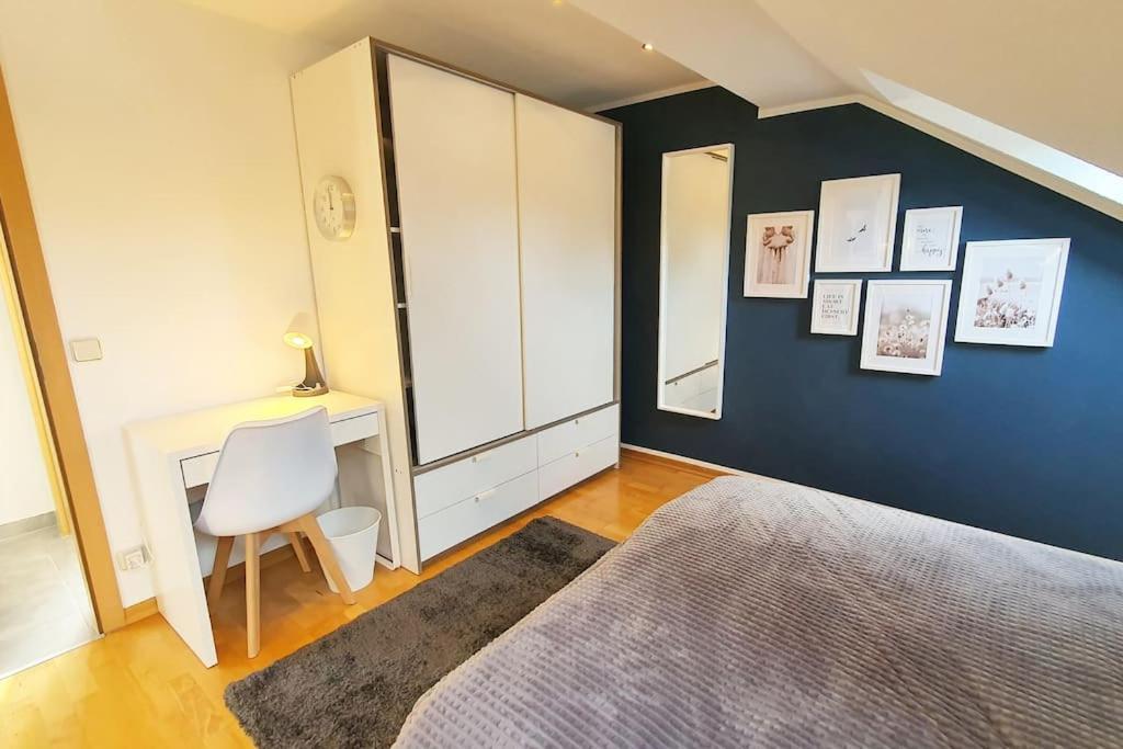 Modernes Und Ruhiges Appartement Mit Loggia Marl Exteriör bild