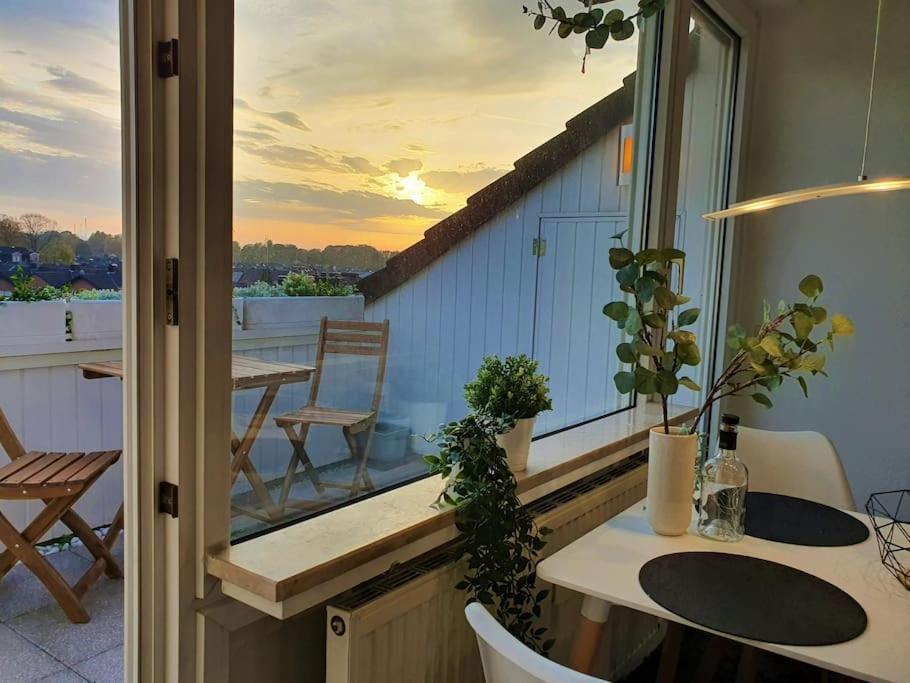 Modernes Und Ruhiges Appartement Mit Loggia Marl Exteriör bild