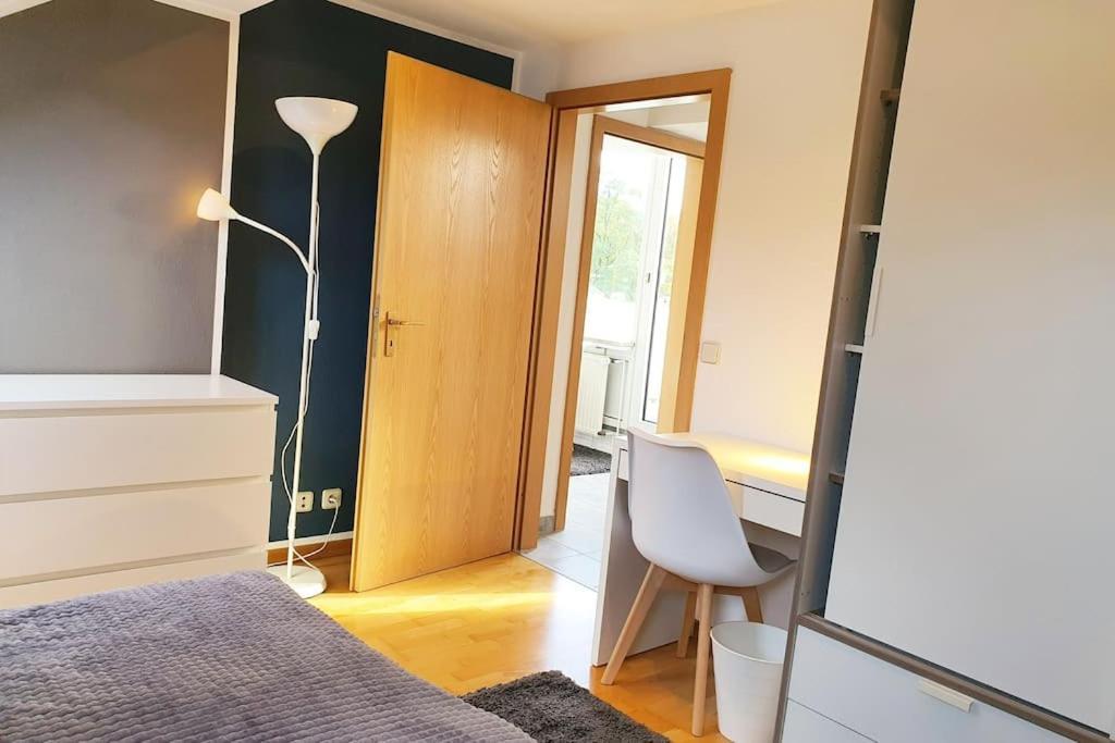 Modernes Und Ruhiges Appartement Mit Loggia Marl Exteriör bild
