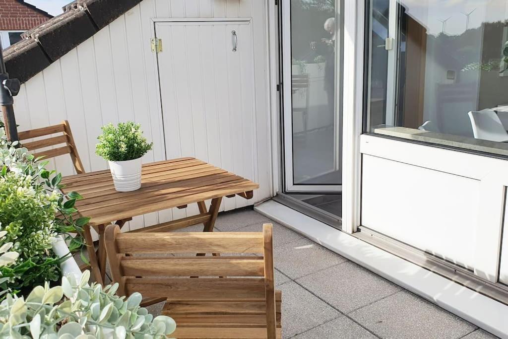 Modernes Und Ruhiges Appartement Mit Loggia Marl Exteriör bild